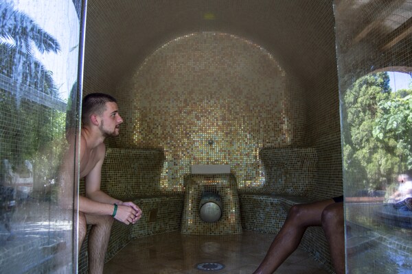 Foto van Cottage in Tarragona met Privéstrand - Vakantiehuis in La Torre del Sol, Tarragona - Wellness