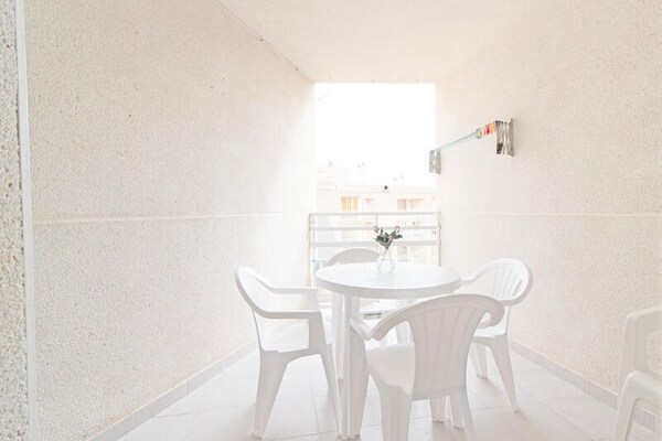 Foto van Appartement in Canet bij zandstrand - Vakantiehuis in Canet D'En Berenguer - Untagged