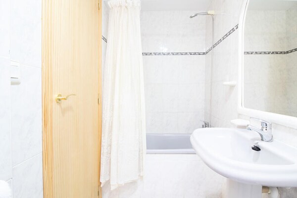 Foto van Appartement in Canet vlakbij zandstrand - Vakantiehuis in Canet D'En Berenguer - Untagged