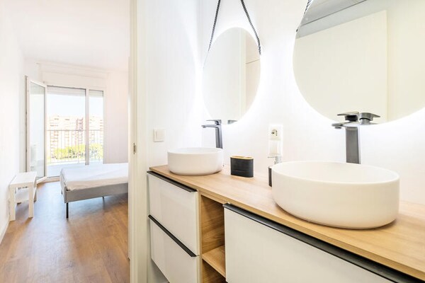 Foto van Appartement in de buurt van het strand van Canet met terras - Untagged