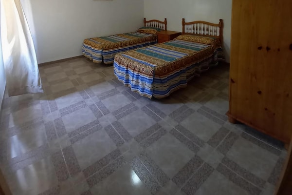 Foto van Appartement in Oliva vlakbij het strand van Costa Blanca - BedRoom