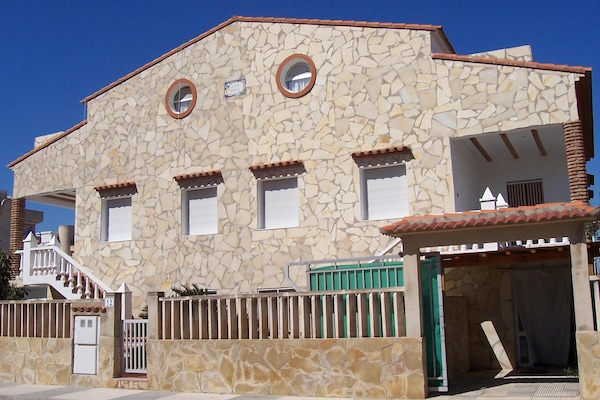 Foto van Appartement in Oliva vlakbij het strand van Costa Blanca - ExteriorSummer