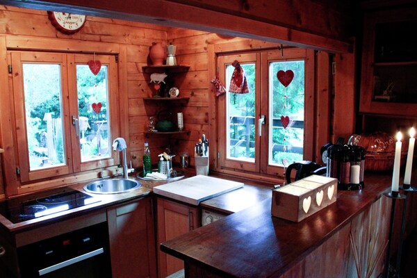 Foto van Chalet bij Bitche met Privé Sauna - Vakantiehuis in Bousseviller - Kitchen