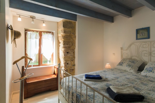 Foto van Rustiek chique landhuis - Vakantiehuis in Thenon - BedRoom