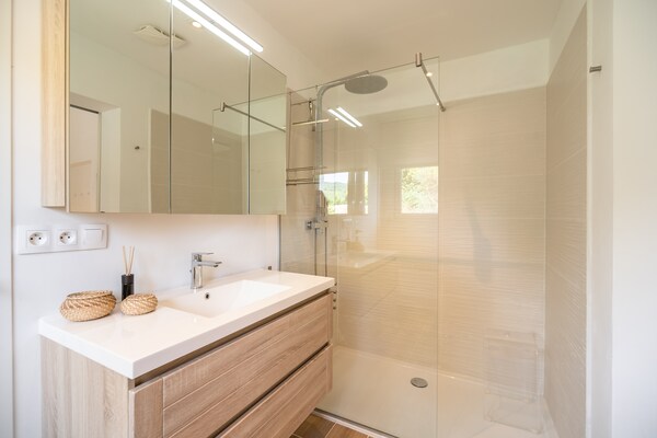 Foto van Villa in Pouzols met privézwembad & wijngaarden - Vakantiehuis in Pouzols Minervois - BathRoom