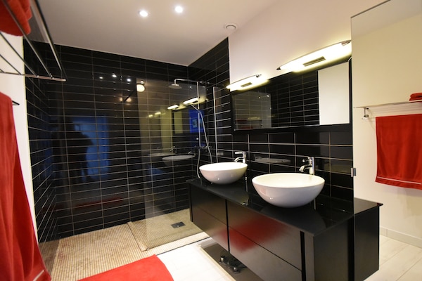 Foto van Villa in Malves bij Carcassonne Zwembad - Vakantiehuis in Malves en Minervois - BathRoom