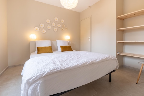 Foto van Charmant vakantiehuis met privézwembad - Vakantiehuis in HAUTEFORT - BedRoom
