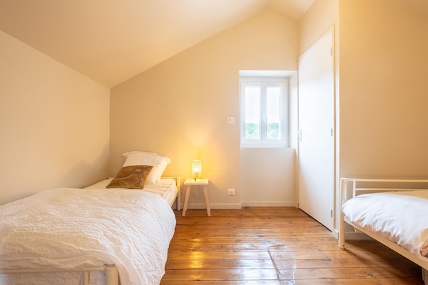 Foto van Charmant vakantiehuis met privézwembad - Vakantiehuis in HAUTEFORT - BedRoom