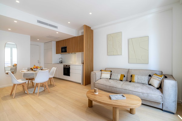 Foto van Gerenoveerd appartement - Cannes Croisette Golden Square - 