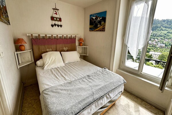 Foto van Huis in Le Mont-Dore met Bergzicht - Vakantiehuis in  - Untagged