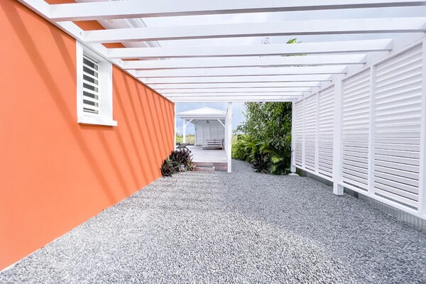 Foto van Villa in Saint-François met zwembad en tuin - Vakantiehuis in  - Untagged