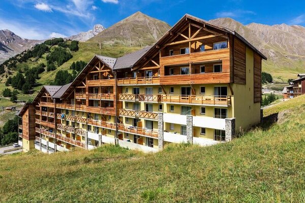 Foto van 2 Kamers 6 Personen Superior - Vakantiehuis in La Foux d’Allos - 