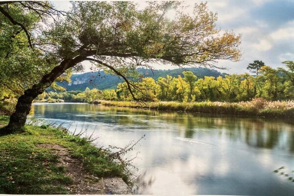 Foto van Studio in Gréoux-Les-Bains bij Meren - Vakantiehuis in Greoux les Bains - AreaSummer5KM