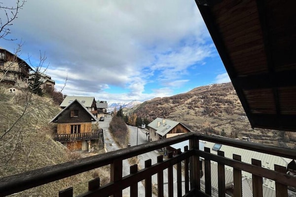 Foto van Residentie Le Coup De Sabre - Vakantiehuis in VARS - ExteriorSummer