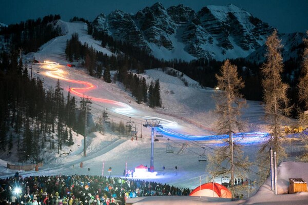 Foto van Residentie La Piloselle - Vakantiehuis in VARS - ExteriorSummer