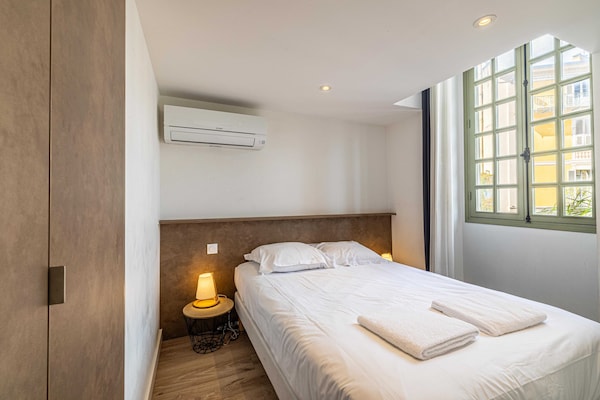 Foto van A/C Mezzanine Appartement 2BR/4P - Place Garibaldi - Untagged