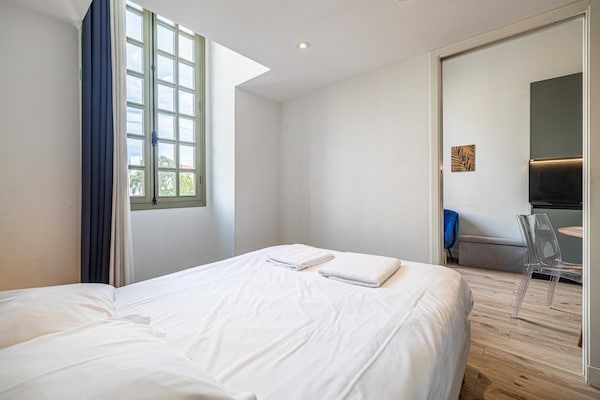 Foto van A/C Mezzanine Appartement 2BR/4P - Place Garibaldi - Untagged