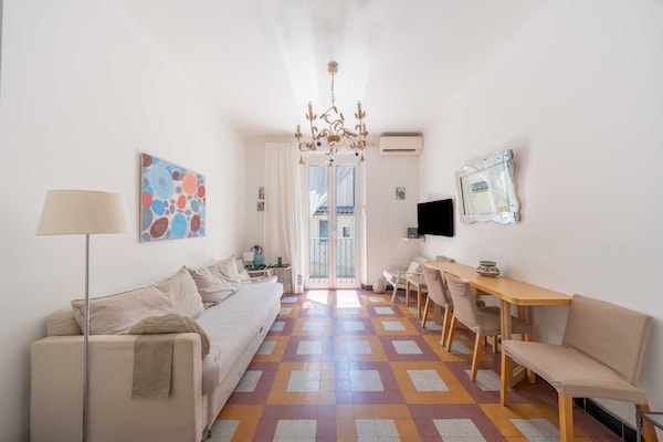 Foto van Appartement met airconditioning, 2 slaapkamers/4 personen - centrum van Cannes - Untagged