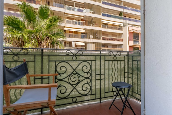 Foto van Appartement met airconditioning, 2 slaapkamers/4 personen - centrum van Cannes - Untagged