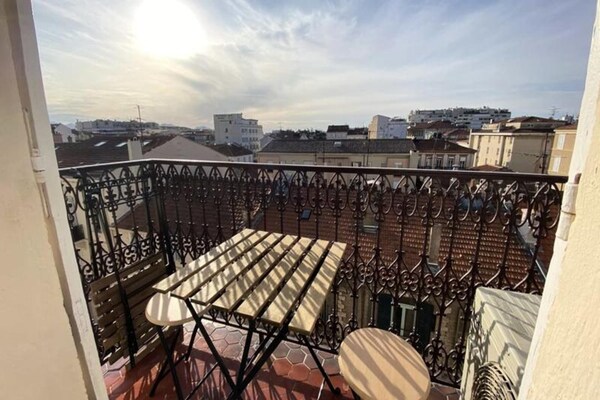 Foto van Bel Appartement Au Coeur De Cannes - Vakantiehuis in Cannes - ExteriorSummer