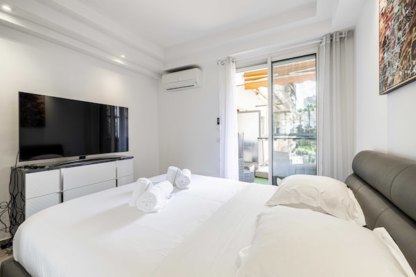 Foto van Modern appartement met balkon - Cannes/Croisette - Vakantiehuis in Cannes - Untagged