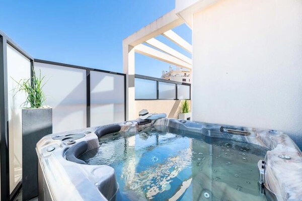 Foto van Appartement in Cannes met privéjacuzzi - Vakantiehuis in Cannes - Untagged