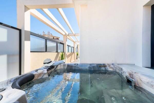 Foto van Appartement in Cannes met privéjacuzzi - Vakantiehuis in Cannes - Untagged
