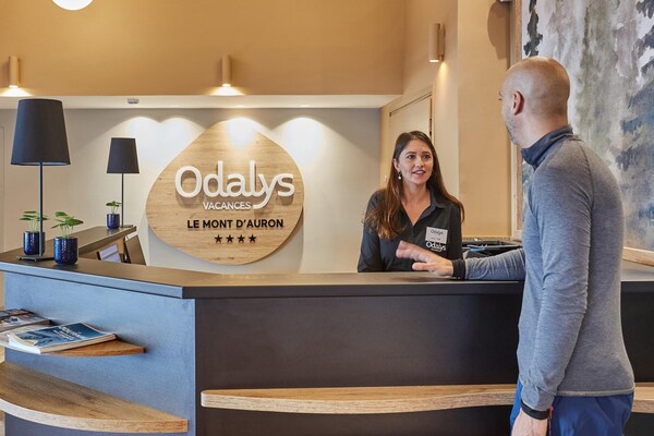 Foto van Appartement in Auron met Skilift Toegang - Vakantiehuis in Auron - HallReception