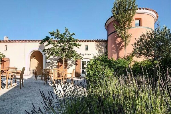 Foto van Huisselectie 3 slaapkamers (8 personen) - Vakantiehuis in GROSPIERRES - 