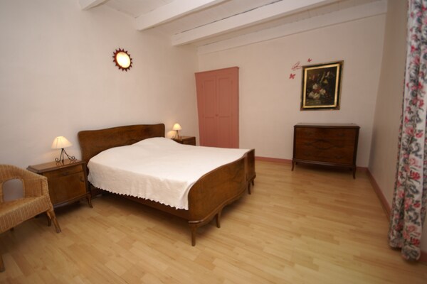 Foto van Vakantiehuis bij Château Ventadour - Vakantiehuis in Pont-De-Labeaume - BedRoom