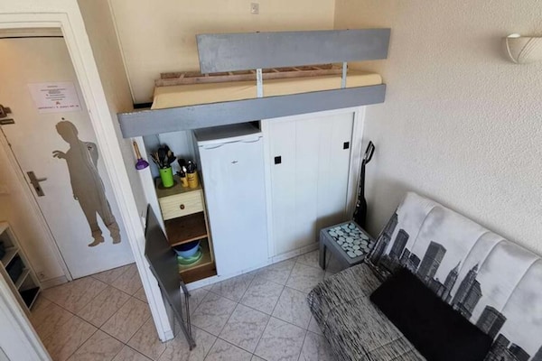 Foto van 2 stukken voor 4 personen - Vakantiehuis in LEUCATE - LivingRoom
