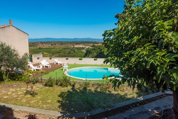 Foto van Vakantiehuis in Montbrun met Zwembad & Wijngaarden - PoolOfHouse