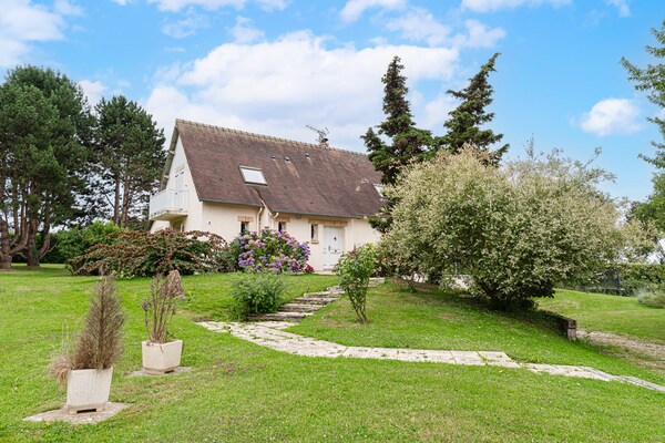 Foto van Geweldige villa met zwembad - Vakantiehuis in Englesqueville-en-Auge - Untagged