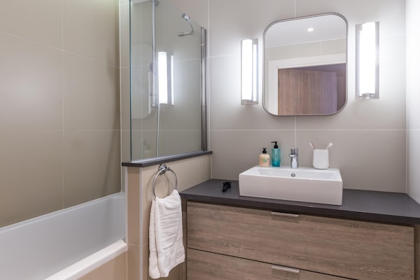 Foto van Appartement met schilderachtige haven voor 6 personen in Deauville - BathRoom