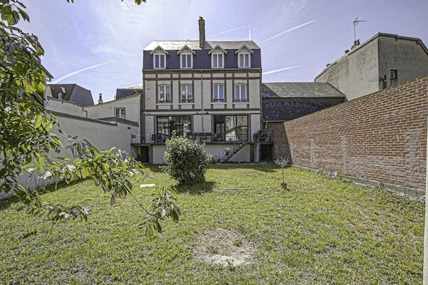 Foto van Huis voor 18 personen met bioscoop Place Morny - Vakantiehuis in Deauville - 
