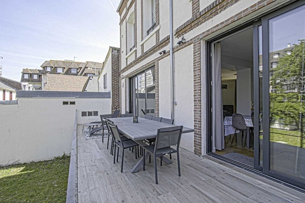 Foto van Huis voor 18 personen met bioscoop Place Morny - Vakantiehuis in Deauville - 