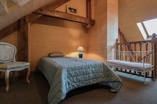 Foto van Villa met zwembad in Corrèze - Vakantiehuis in Saint Bonnet La Rivière - BedRoom