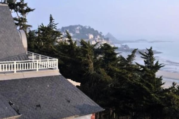 Foto van Residentie De villa's van de spa - Vakantiehuis in PLENEUF VAL ANDRE - DiningRoom