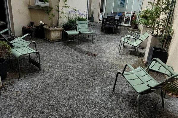 Foto van Vakantiehuis in Frankrijk met Binnenplaats - Vakantiehuis in PLENEUF VAL ANDRE - ExteriorSummer