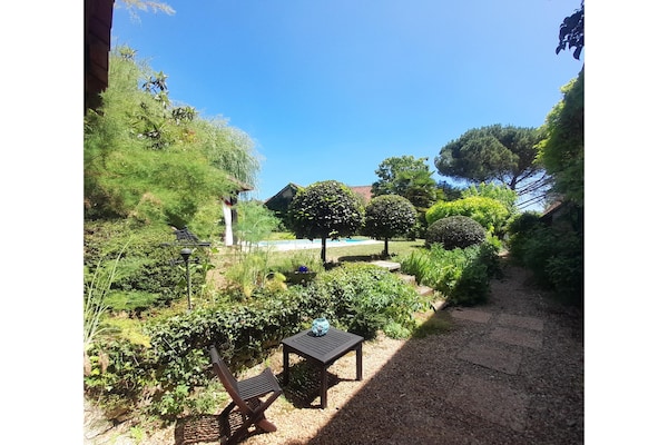 Foto van Rustige villa in Saint-Jory - Vakantiehuis in St. Jory-Las-Bloux - ViewSummer