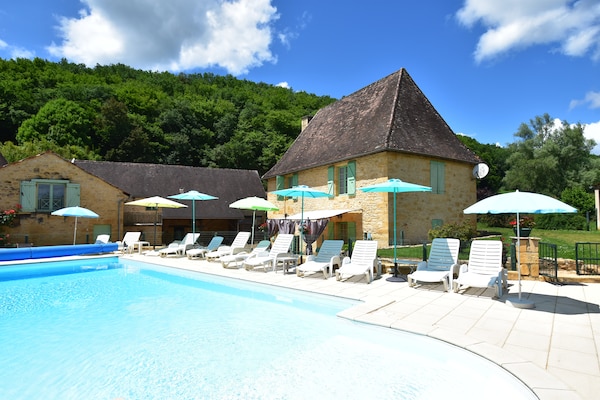 Foto van Huis in Frankrijk bij Dordogne - Vakantiehuis in St. Vincent-Le-Paluel - ExteriorSummer
