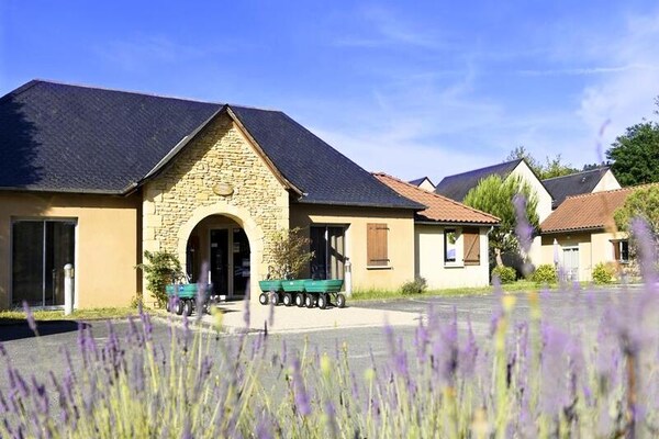 Foto van Duplexhut 3 Kamers 6/8 Personen - Vakantiehuis in MONTIGNAC - 