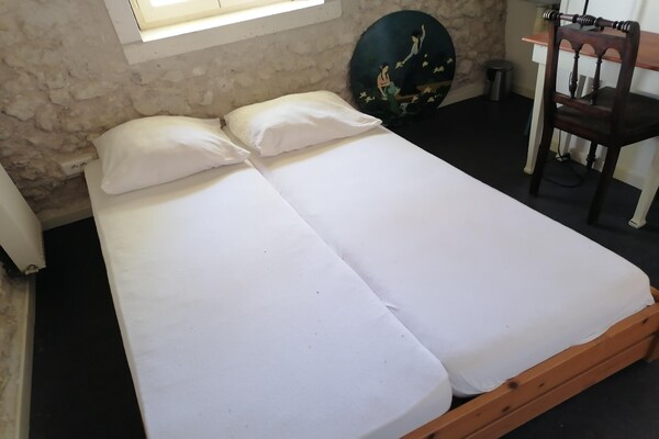 Foto van Vakantiehuis in Lusignac met privézwembad - Vakantiehuis in Lusignac - BedRoom