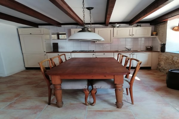 Foto van Vakantiehuis in Lusignac met privézwembad - Vakantiehuis in Lusignac - DiningRoom