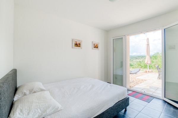 Foto van Villa in Aquitaine met Zwembad & BBQ - Vakantiehuis in Sainte foy de Longas - BedRoom