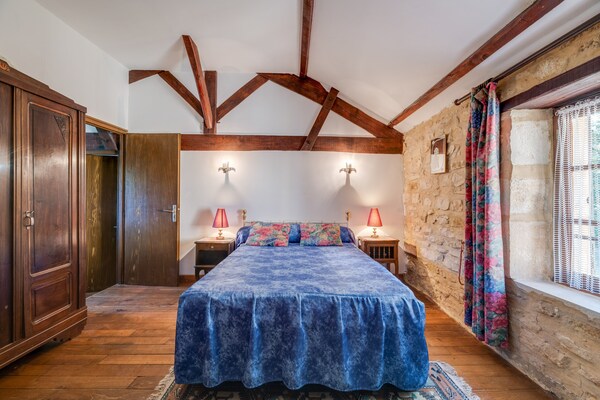 Foto van Gezellig vakantiehuis met tuin - Vakantiehuis in Villefranche-Du-Perigord - BedRoom