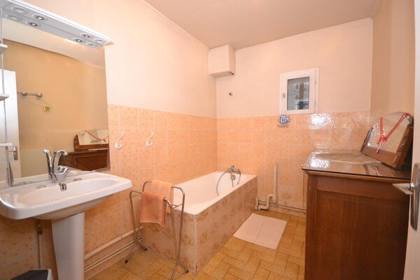 Foto van Gezellig huis met privézwembad vlakbij Valence - Vakantiehuis in Alixan - BathRoom