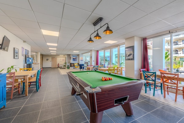 Foto van Appartement met uitzicht op de oceaan, retraite - Vakantiehuis in Plougonvelin - HallReception