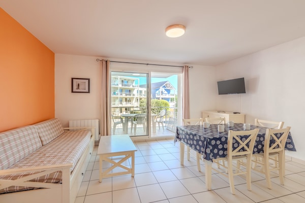 Foto van Appartement met uitzicht op de oceaan, retraite - Vakantiehuis in Plougonvelin - LivingRoom