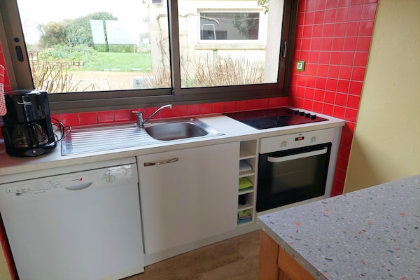 Foto van Vakantiehuis in Sibiril vlakbij zandstranden - Vakantiehuis in Sibiril - Kitchen